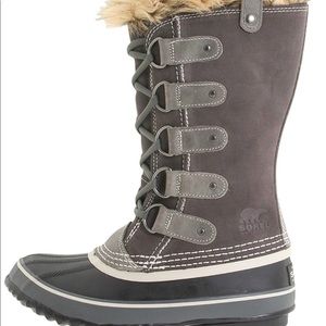 *SOLD* Sorel Joan of Arctic Boots